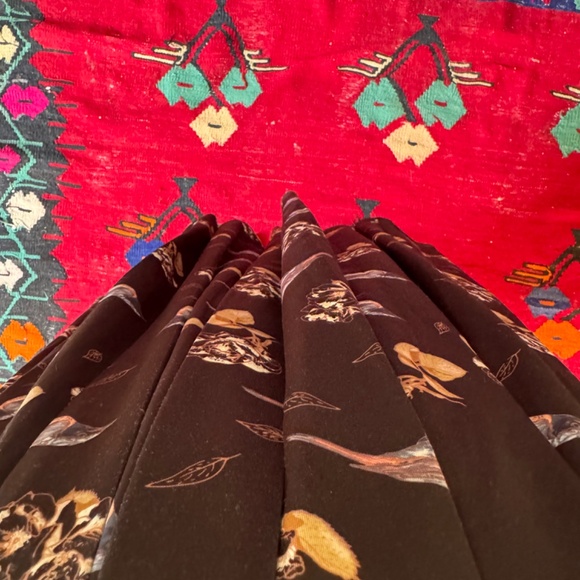 Modcloth retro quirky bird box pleated midi skirt, size small - Picture 6 of 6